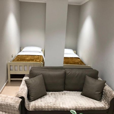 Cozy Guesthome Korce Buitenkant foto