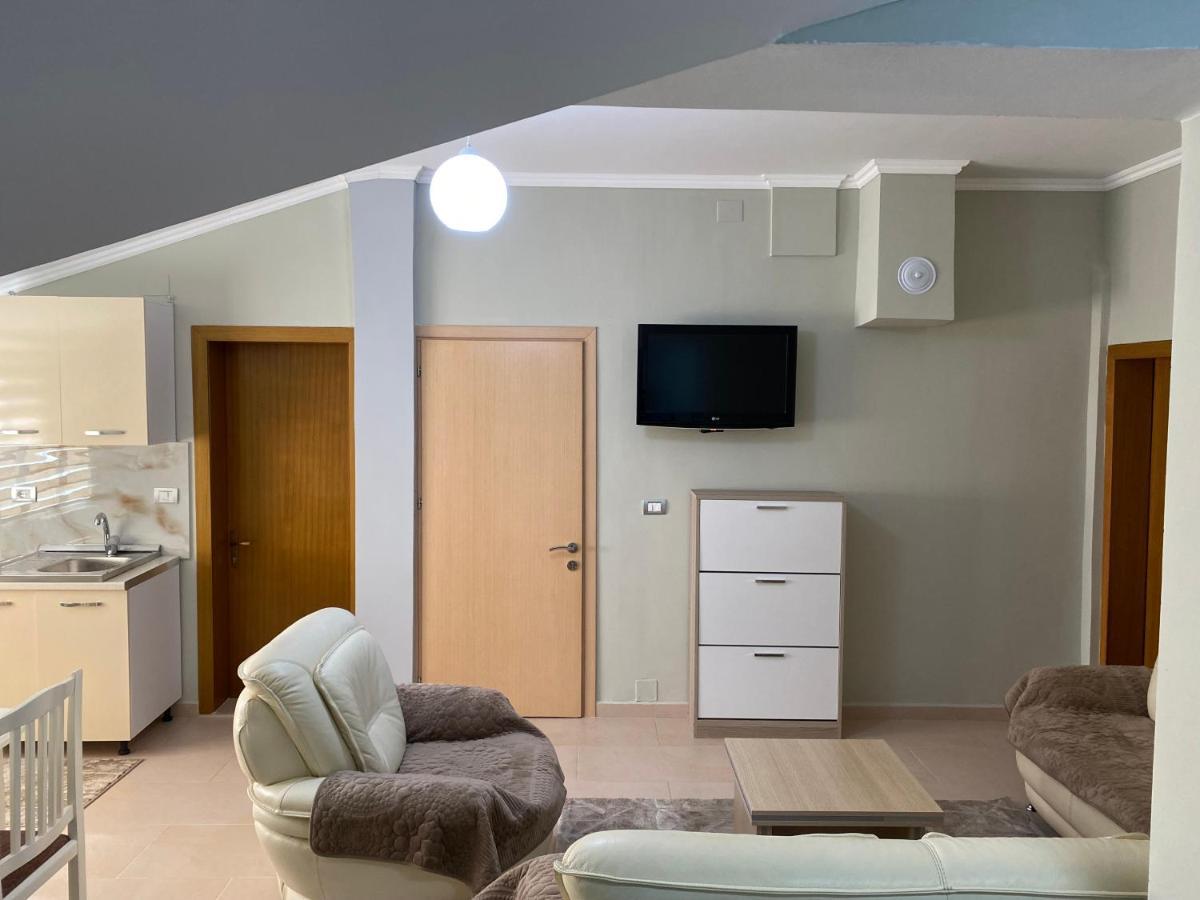 Cozy Guesthome Korce Buitenkant foto